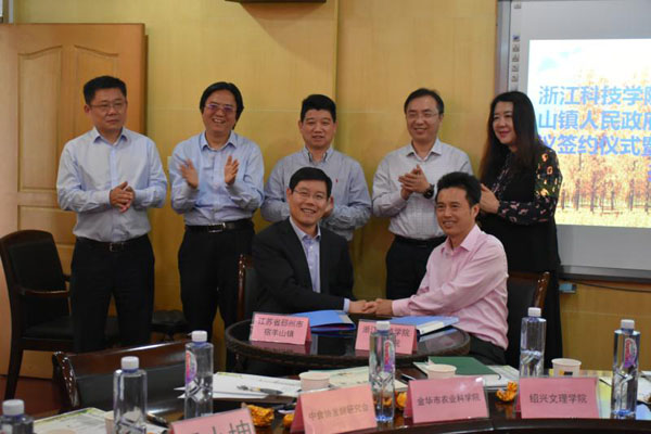 1525852772129491.jpg 4817.jpg